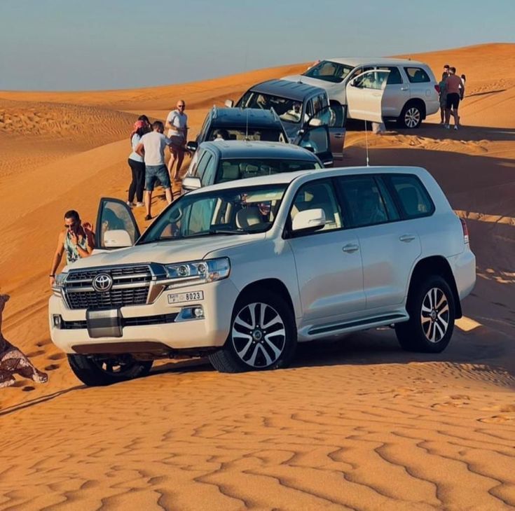 Why Is a Desert Safari in Dubai the Best Adventure for Every Tourist? Dubai Desert Safari